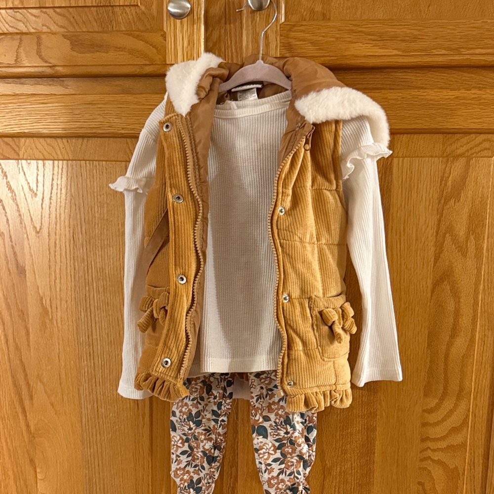 Nicole Miller Tan and White Kids Matching Set